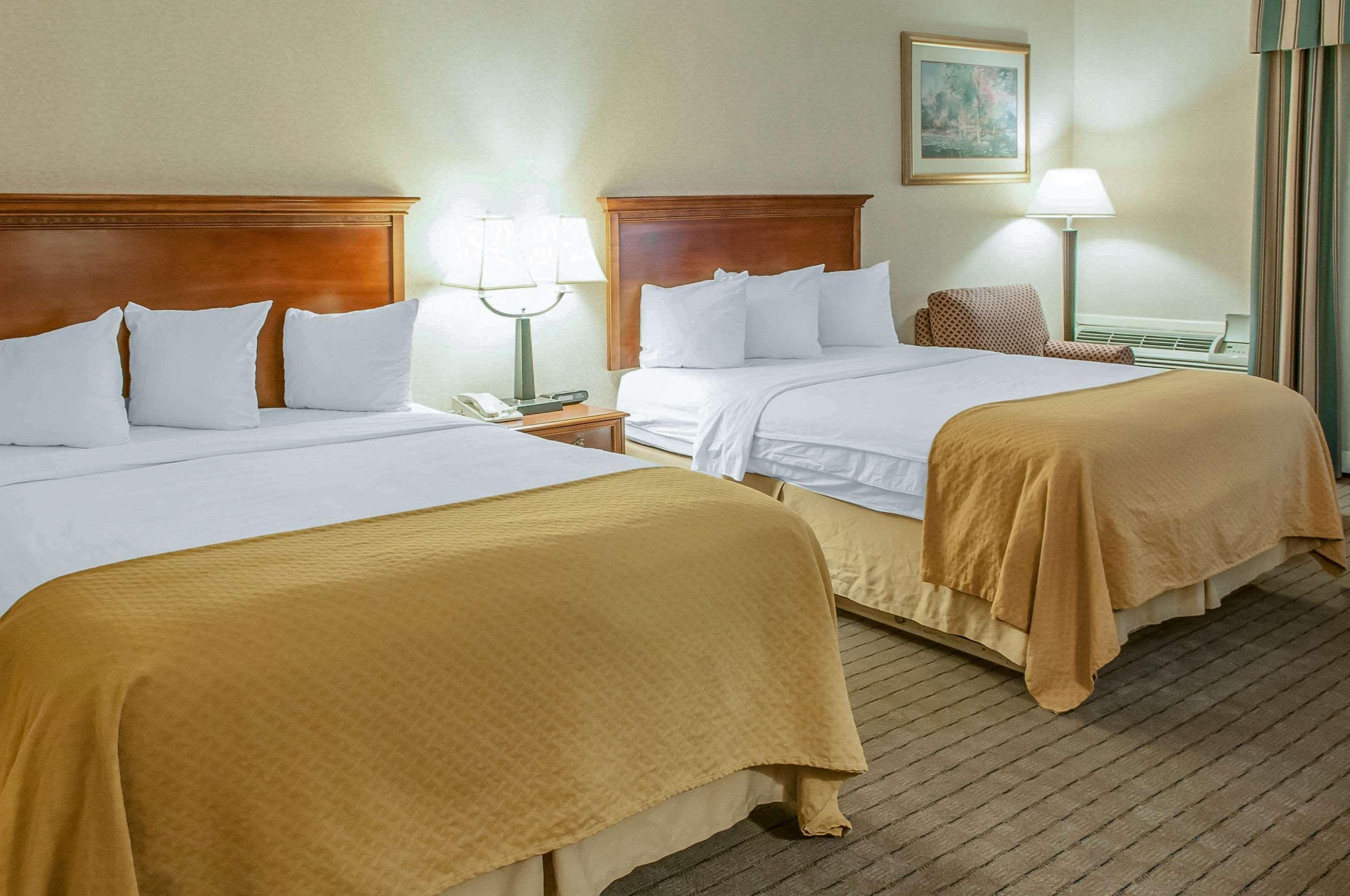 Quality Inn & Suites Grants - I-40 Экстерьер фото