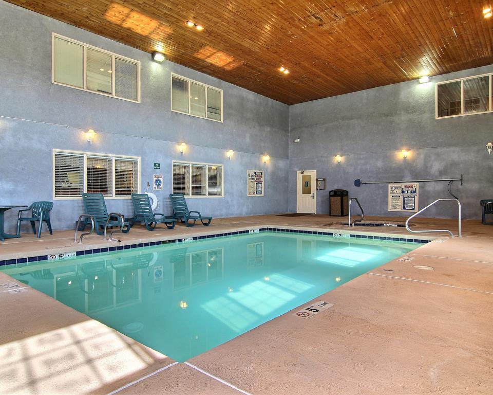 Quality Inn & Suites Grants - I-40 Экстерьер фото