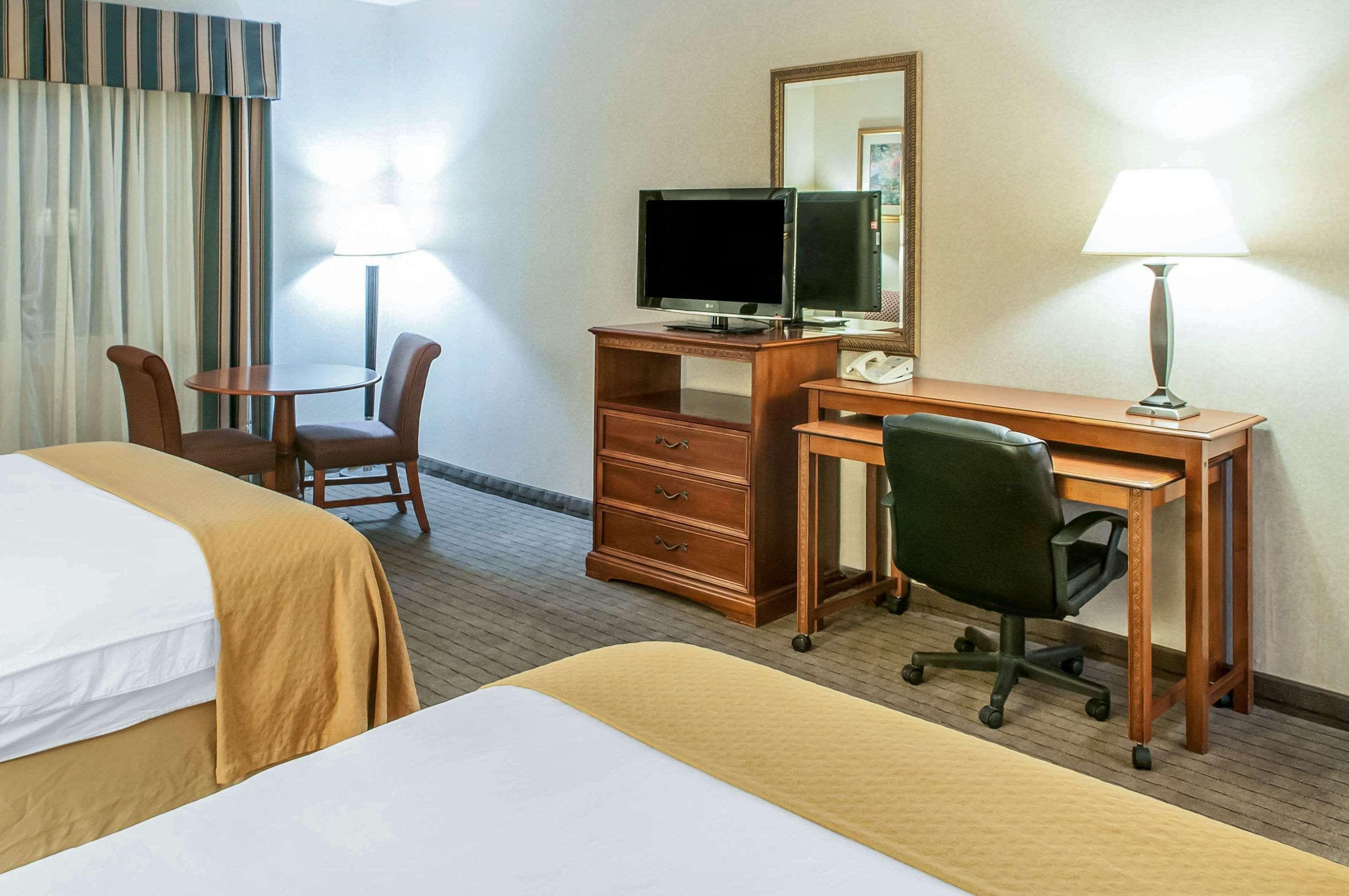 Quality Inn & Suites Grants - I-40 Экстерьер фото