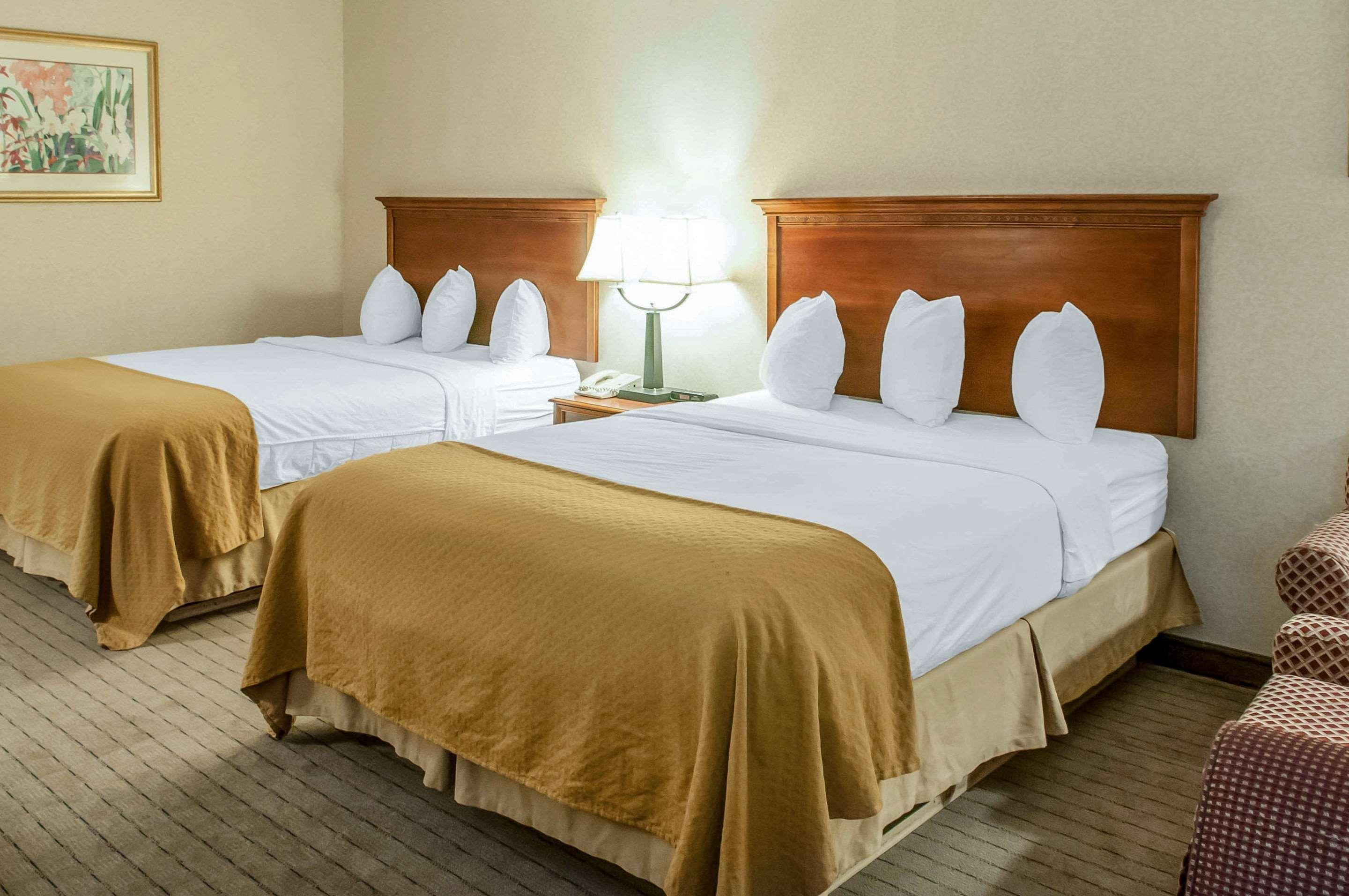 Quality Inn & Suites Grants - I-40 Экстерьер фото