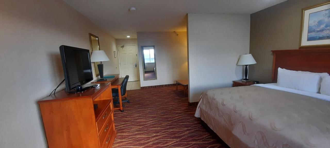 Quality Inn & Suites Grants - I-40 Экстерьер фото