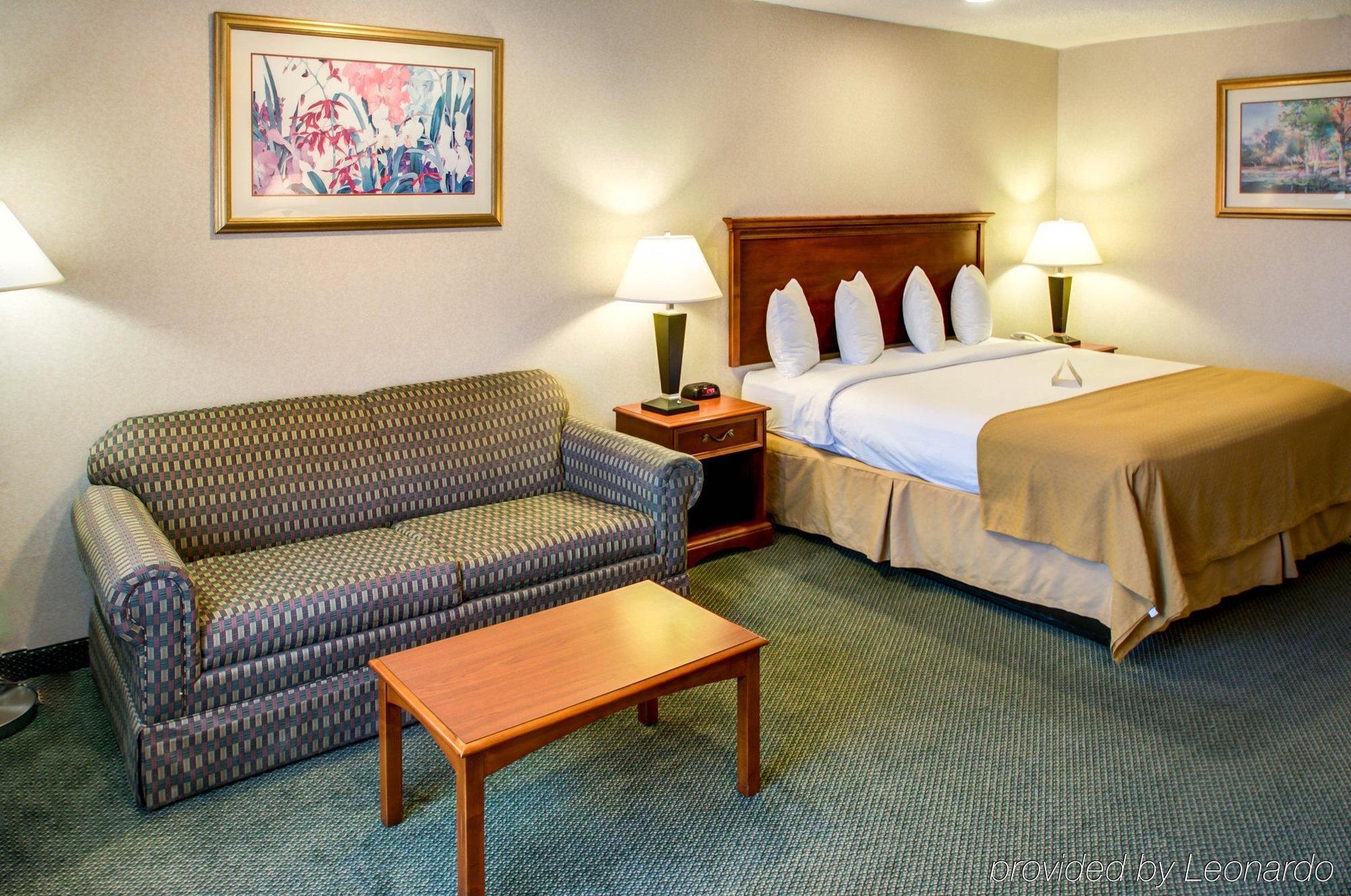 Quality Inn & Suites Grants - I-40 Экстерьер фото